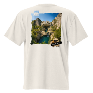 T-shirt avec une illustration d'un plongeur en haut d'une falaise 54321, send it ! Cliff diving fullfull